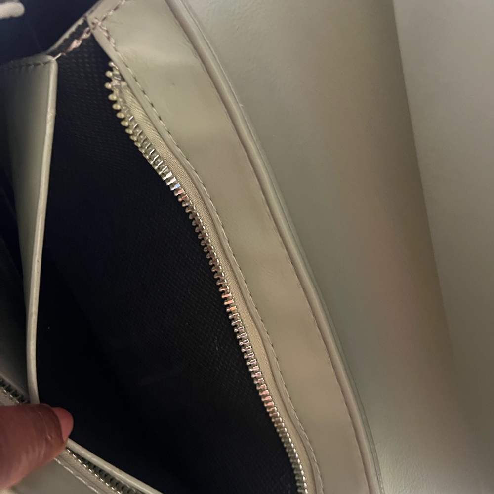 Elegant Cream Women's Bag